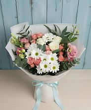 Букет цветов из:  Розы, Лизиантусы и Хризантемы в Новый Снопок