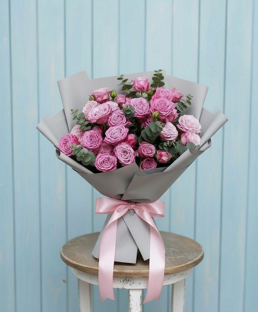 Букет цветов из: Розы в Новый Снопок