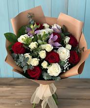 Букет цветов из:  Розы и Альстромерии в Новый Снопок