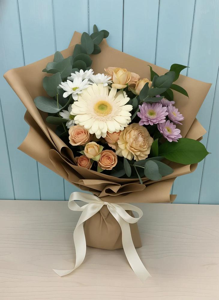 Букет цветов из: Герберы и Хризантемы в Новый Снопок