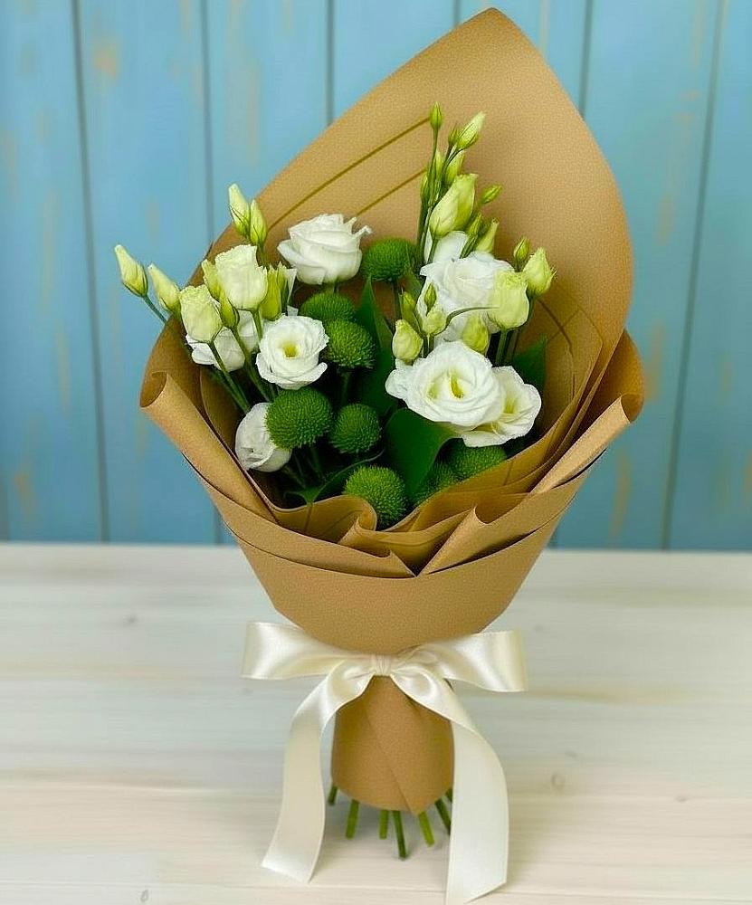 Букет цветов из: Хризантемы и Лизиантусы в Новый Снопок