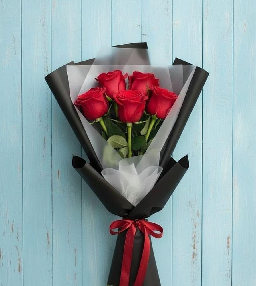 Букет цветов из: Розы в Новый Снопок